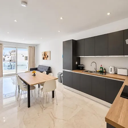 Modern 3bed, 3bath Near Promenade Appartement *